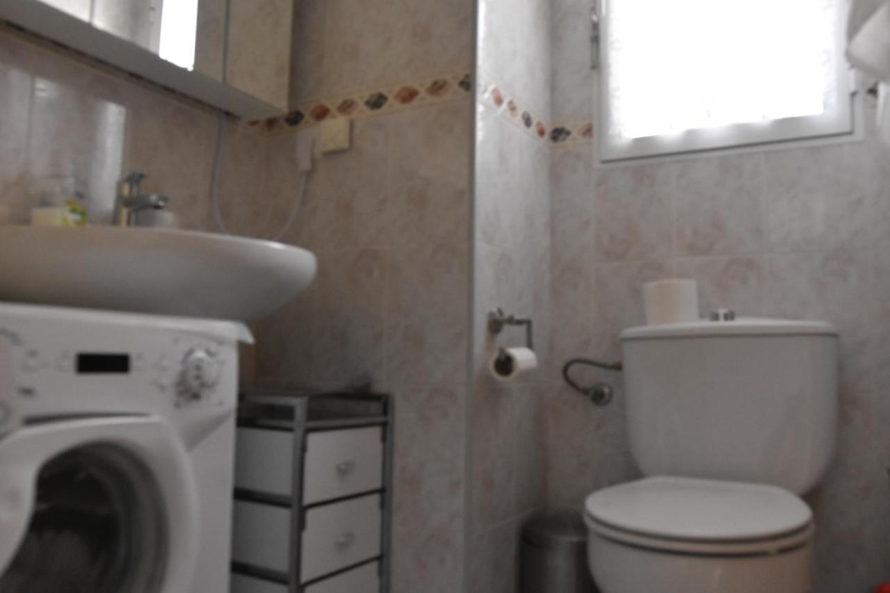 Appartement Casa Alexandra à Les Deveses Extérieur photo