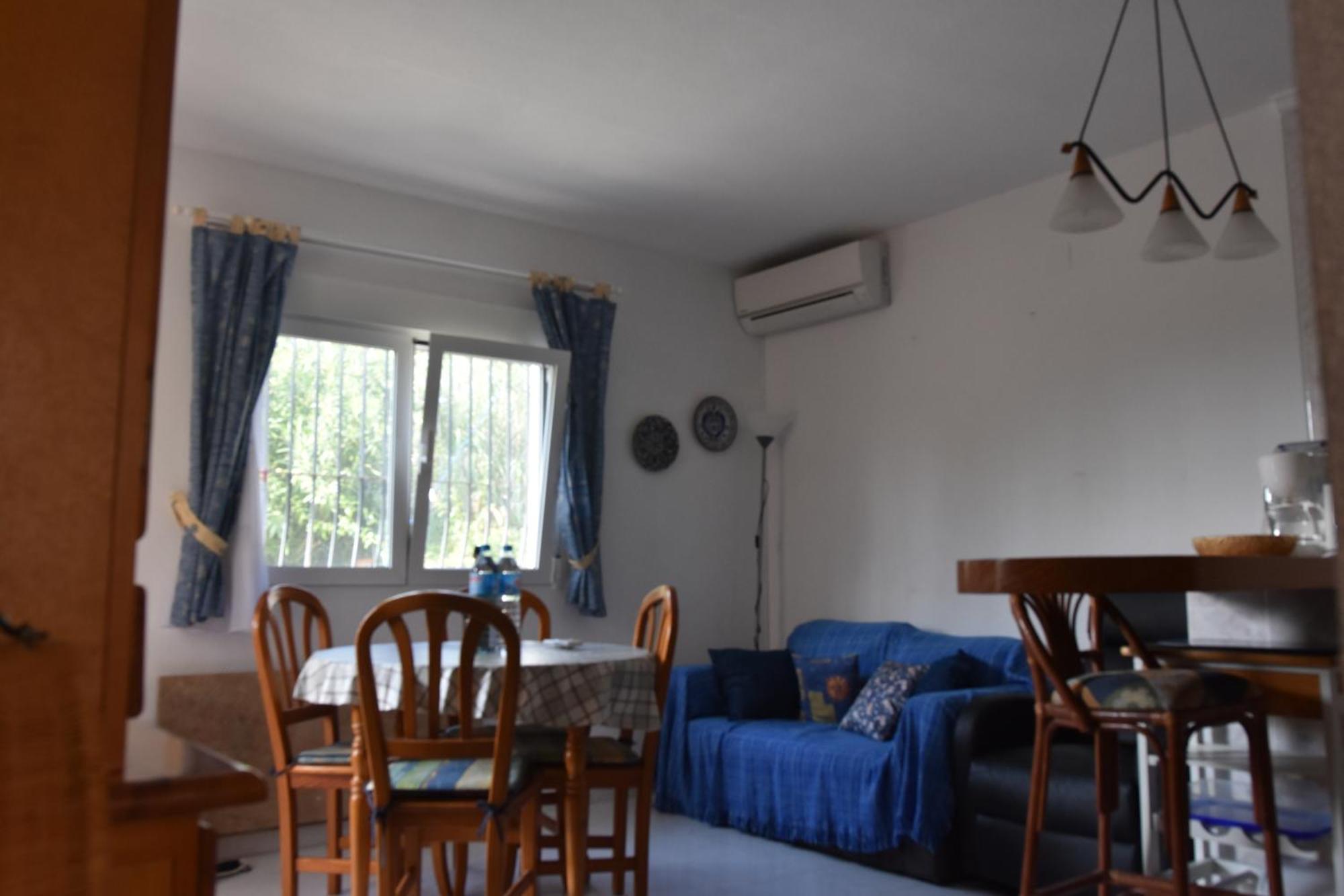 Appartement Casa Alexandra à Les Deveses Extérieur photo
